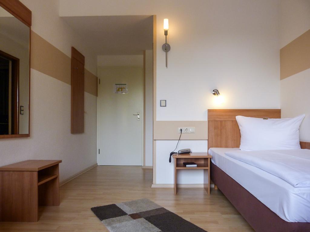 City Hotel Вальдкрайбург Номер фото